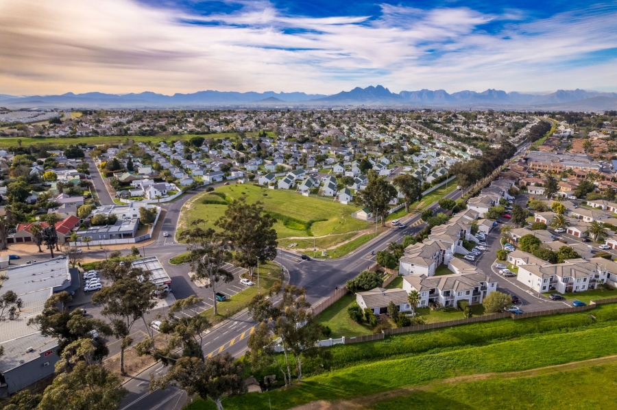 3 Bedroom Property for Sale in Goedemoed Western Cape